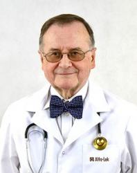 Internista Leszek Walasik